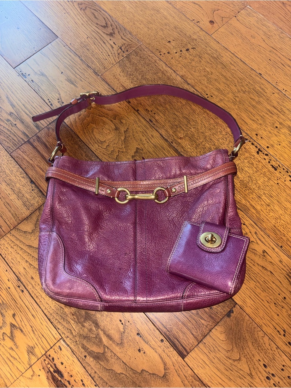 Vintage Coach Plum Leather Hampton Shoulder Bag w/ Matching Wallet Brown Accents